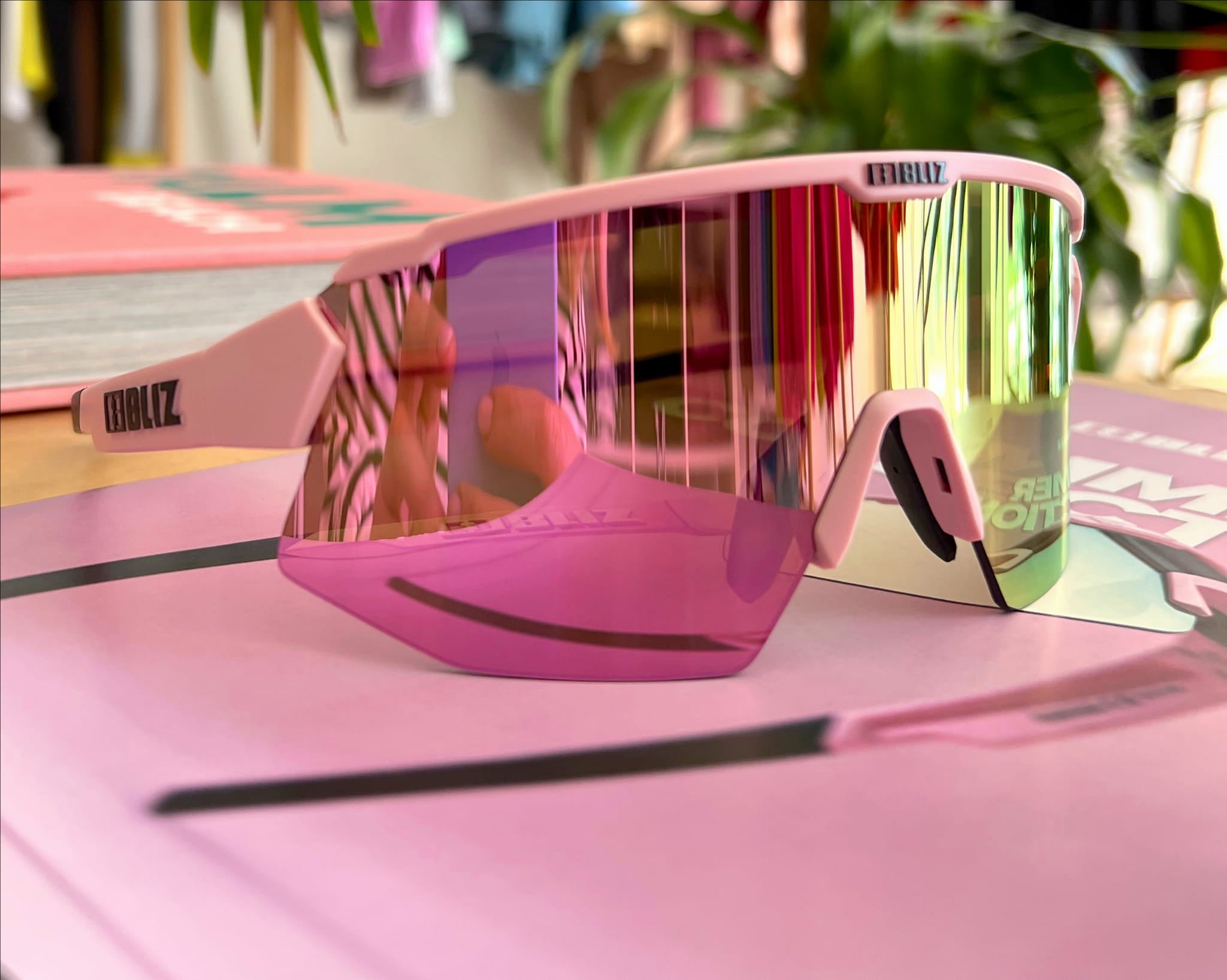 OKULARY BLIZ BREEZE MATT POWDER PINK