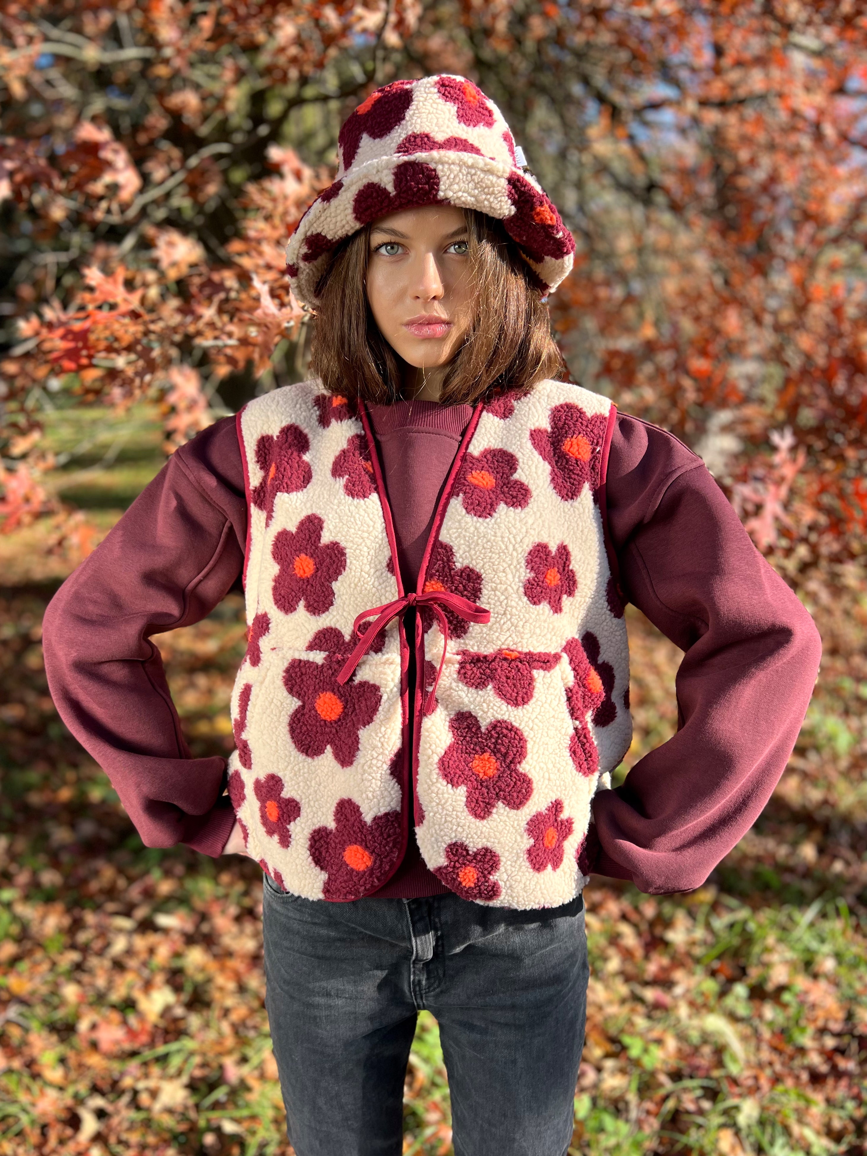 Kapelusz - Burgundy Flowers