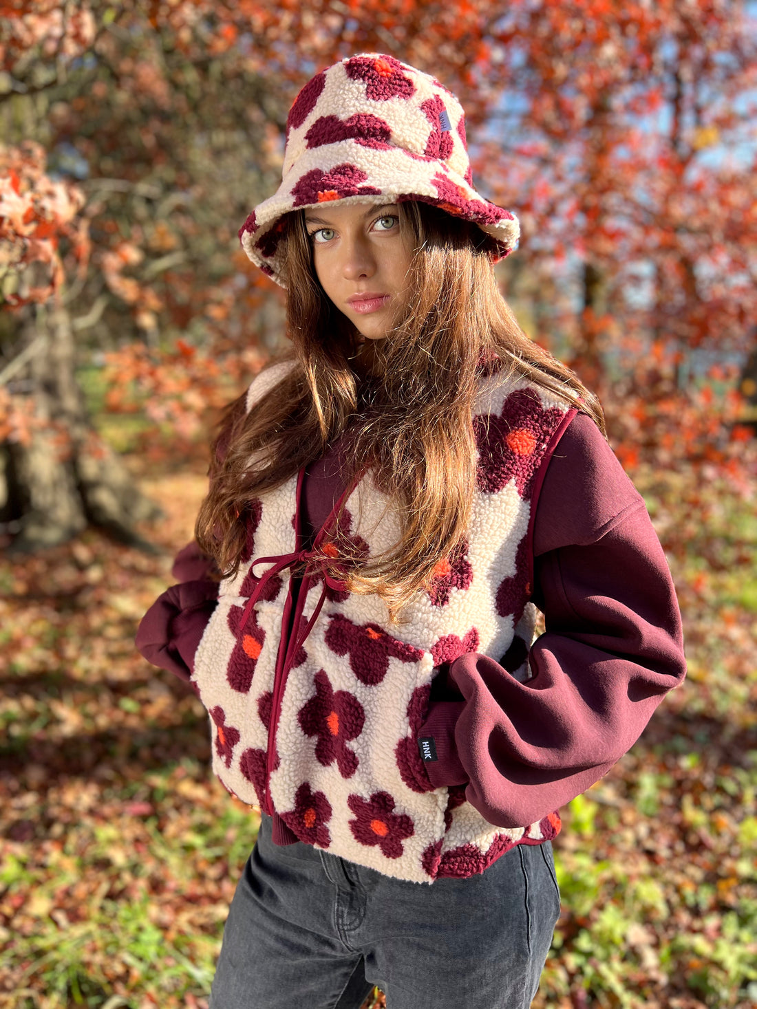 Kapelusz - Burgundy Flowers