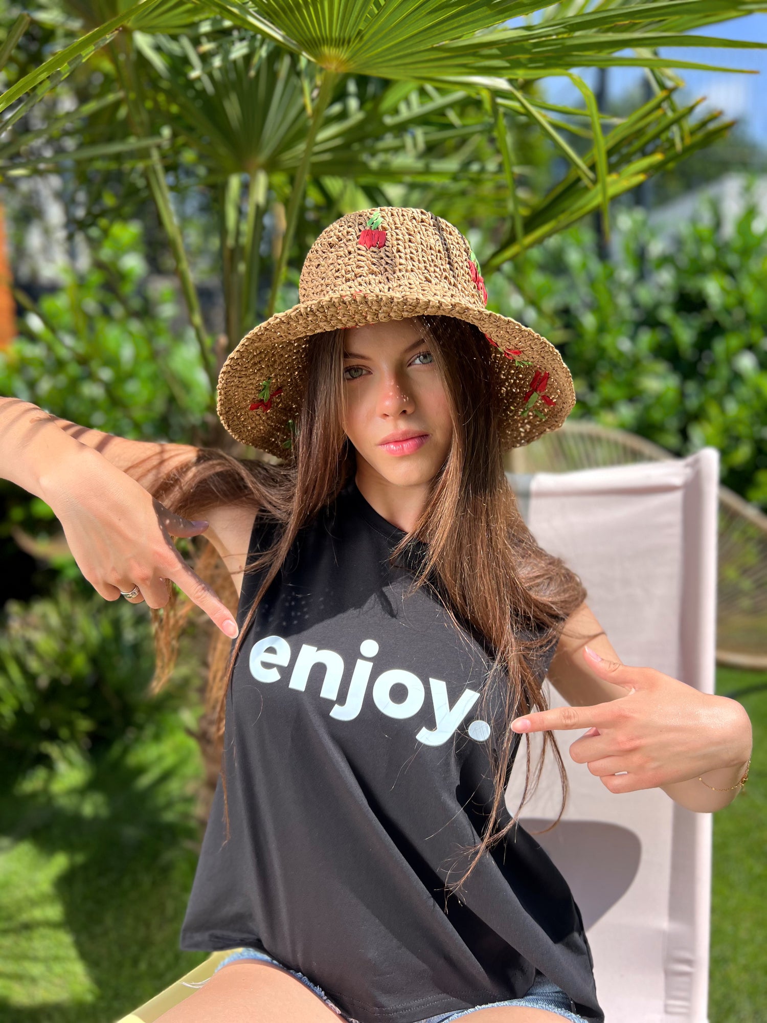 Top ENJOY - BLACK